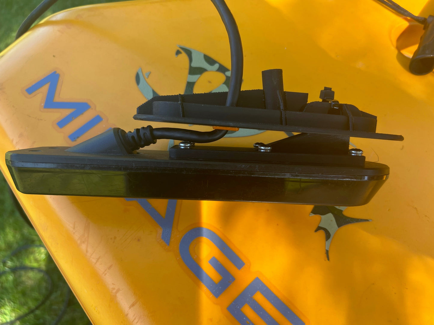 Hobie Lynx Rear Mount for Humminbird Helix with MEGA Side Imaging+, Down Imaging+